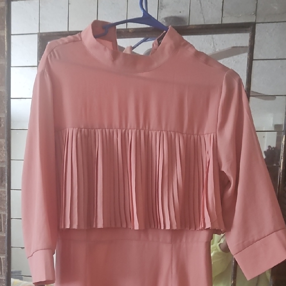 PrettyLittleThing Coral Long Sleeve Dress
